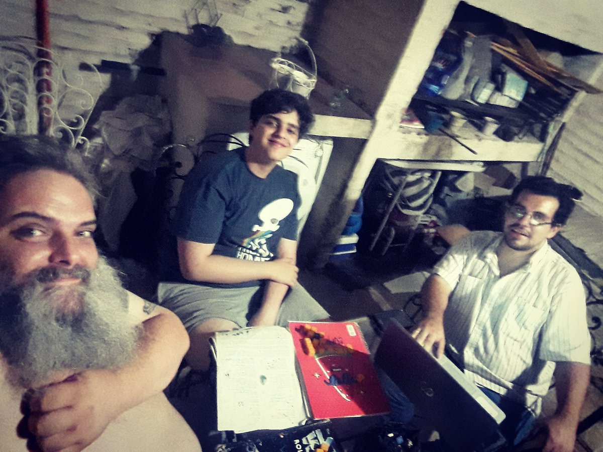 lordmagnusen's tweet image. Roleplaying with friends and family.

¡Tenemos a Carlos directo de Melo!

#StarWars #RPG #d6System