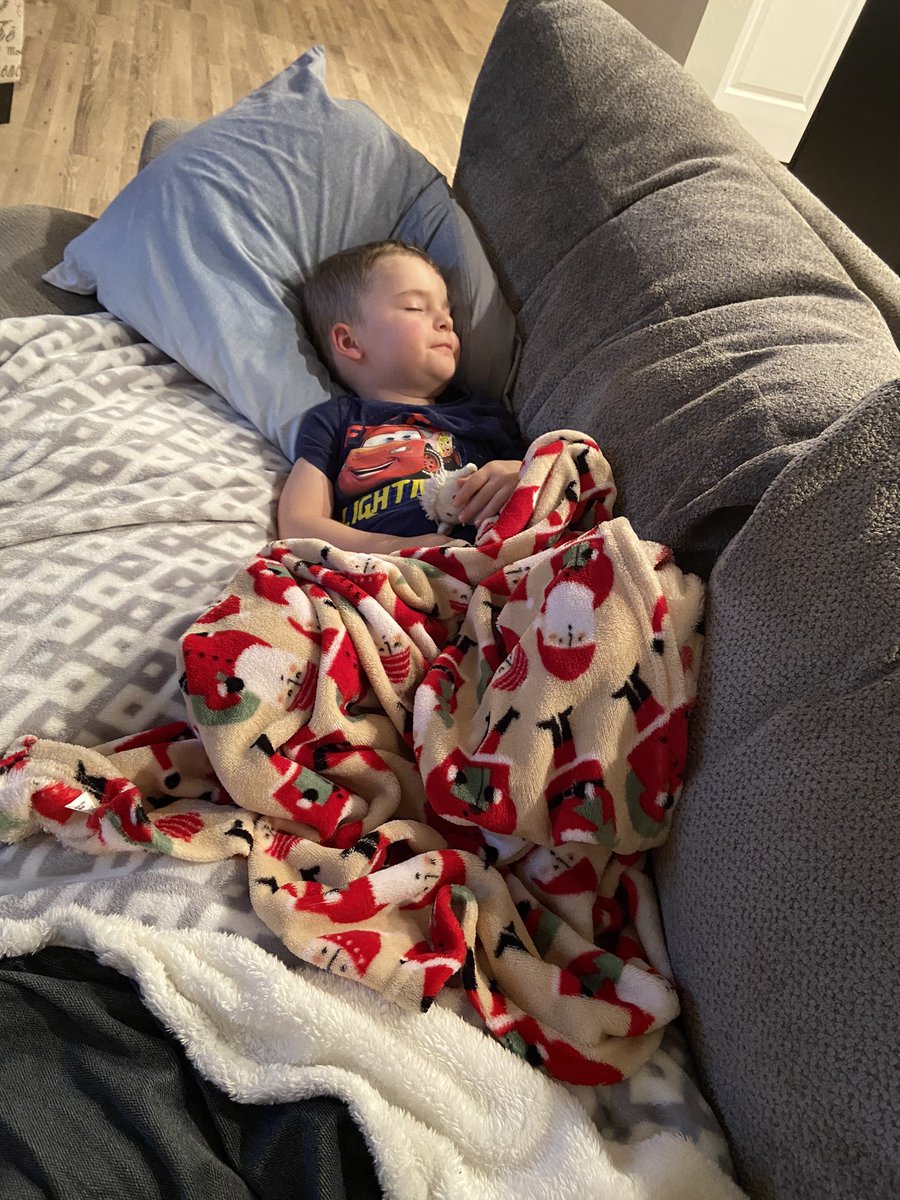 jmanthejason's tweet photo. The #JAXman KO’d with a slight fever. Poor dudes been on the couch all day. https://t.co/EvfCKQLrdM