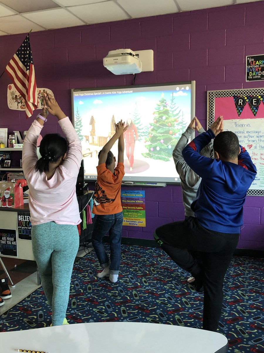 bridget_matos's tweet photo. We ended our day with some holiday yoga! @CosmicKidsYoga @NMSpecServ_NJ #Mindfulness https://t.co/DfGzB1BeDh