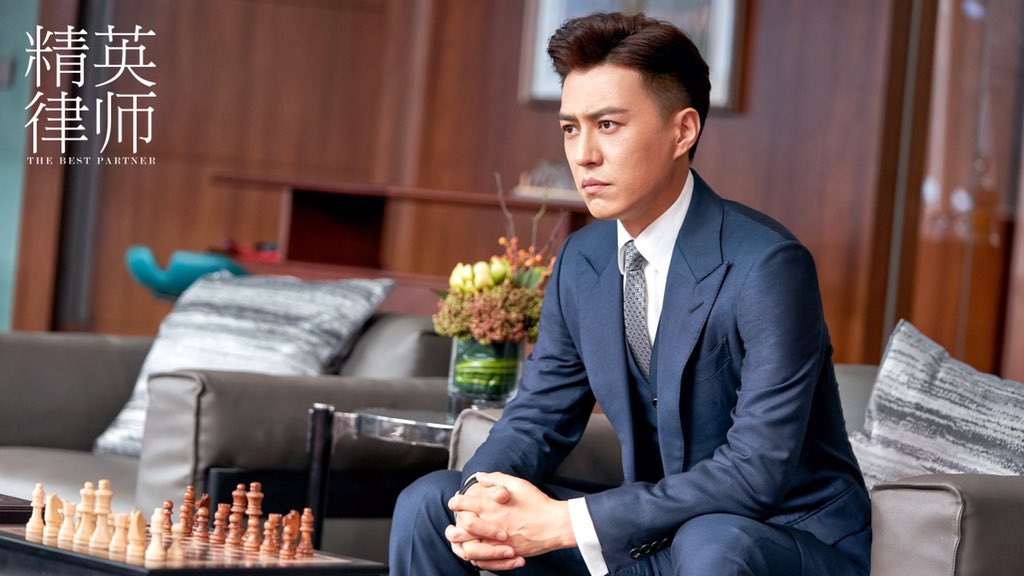 dramapotatoe's tweet photo. Legal drama #TheBestPartner, starring #JinDong, #LanYingying, #SunChun, #TianYu, #LiuMintao, and more, releases new character stills ahead of tonight’s premiere on Beijing TV, Dragon TV, Tencent, &amp; iQiyi [1/2]

#精英律师 #靳东 #蓝盈莹 #孙淳 #cdrama https://t.co/GrU8sqdQgP