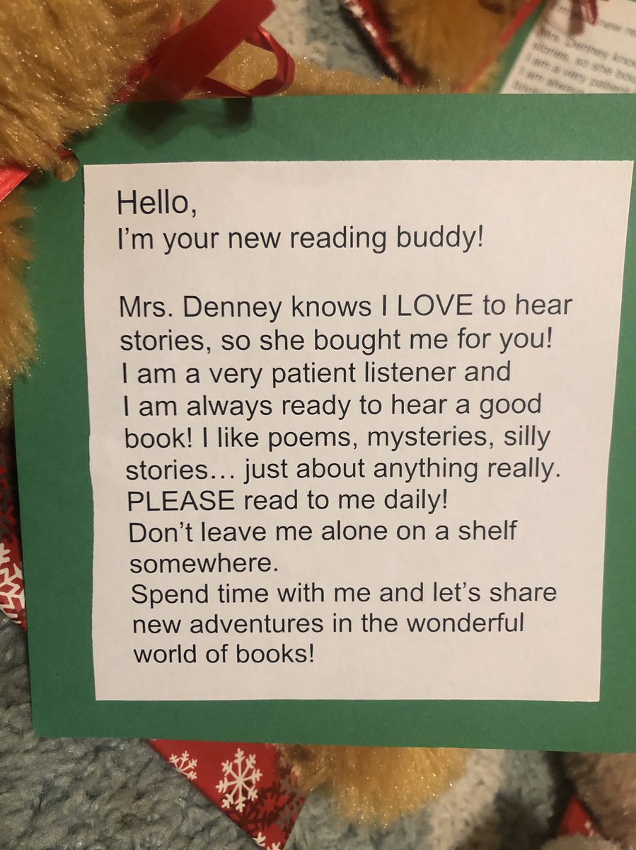 mrscdenney's tweet photo. Super excited about these presents for tomorrow. Totally stole the idea from another teacher in Facebook land. Reading buddies and the book, The Gingerbread Kid Goes to School. 🤗 #dollartreeforthewin https://t.co/99FKUDcPk6