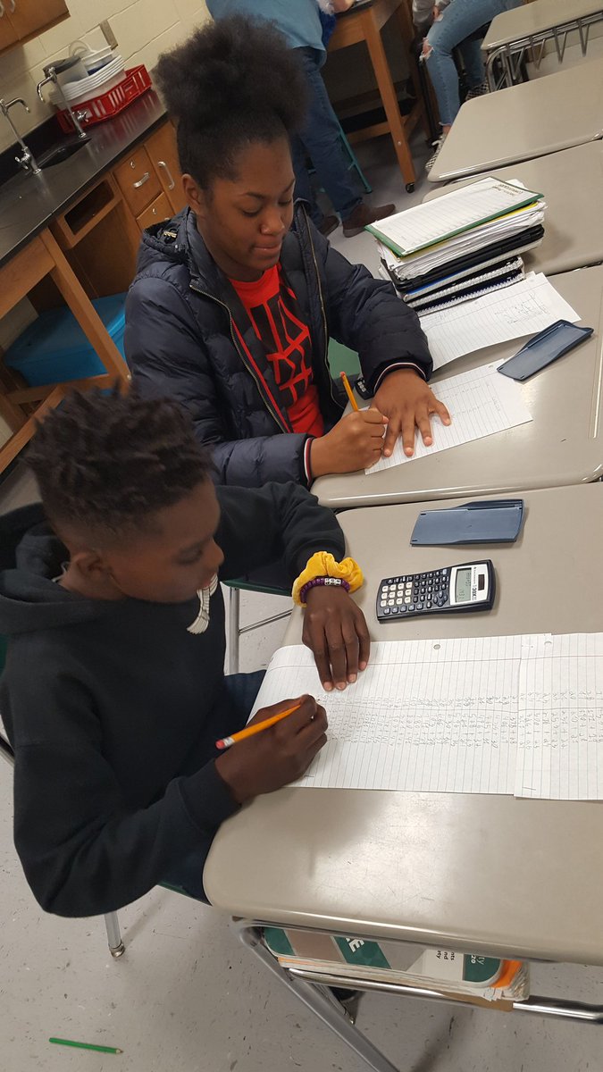 GRbread's tweet photo. Working to develop a rule for the triangular number sequence... https://t.co/mpSb3m7HdX