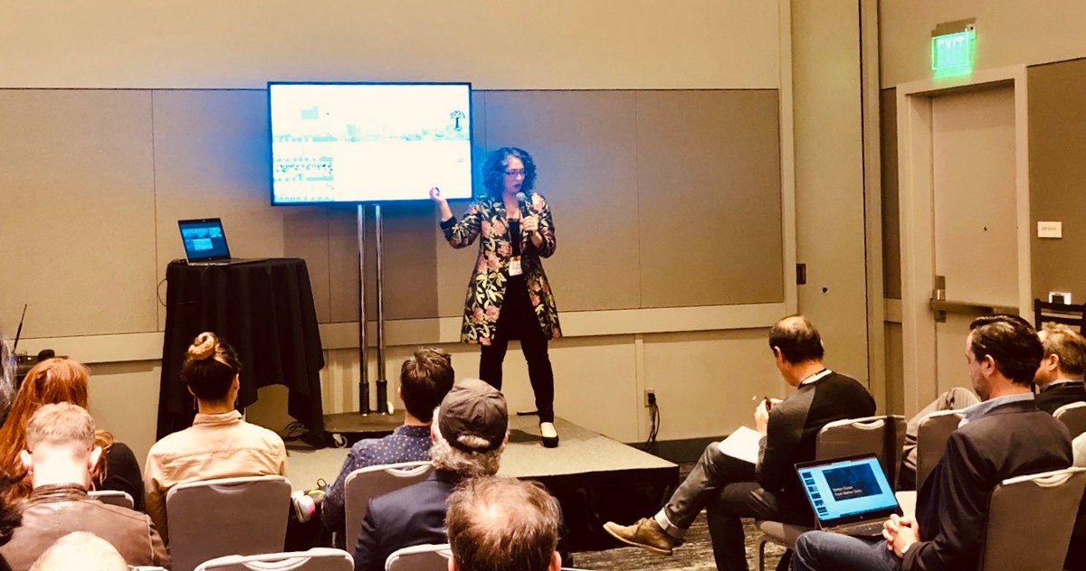 SpatialFirst's tweet image. Thanks to everyone who came to see us pitch at #VRX2019! It was a great chance to share what we are building at SpatialFirst with the PlaceTime app and to connect with so many other great XR entrepreneurs! All in 3 minutes 🔥🔥🔥Photo Credit @gammalaw #proptech #spatialcomputing
