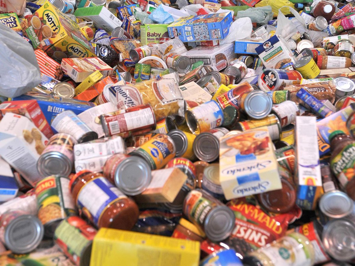 theprovince's tweet photo. Help the poor: ‘Stop donating canned goods to food banks’ https://t.co/xHdHsxBSDk https://t.co/DBHimrdXIP