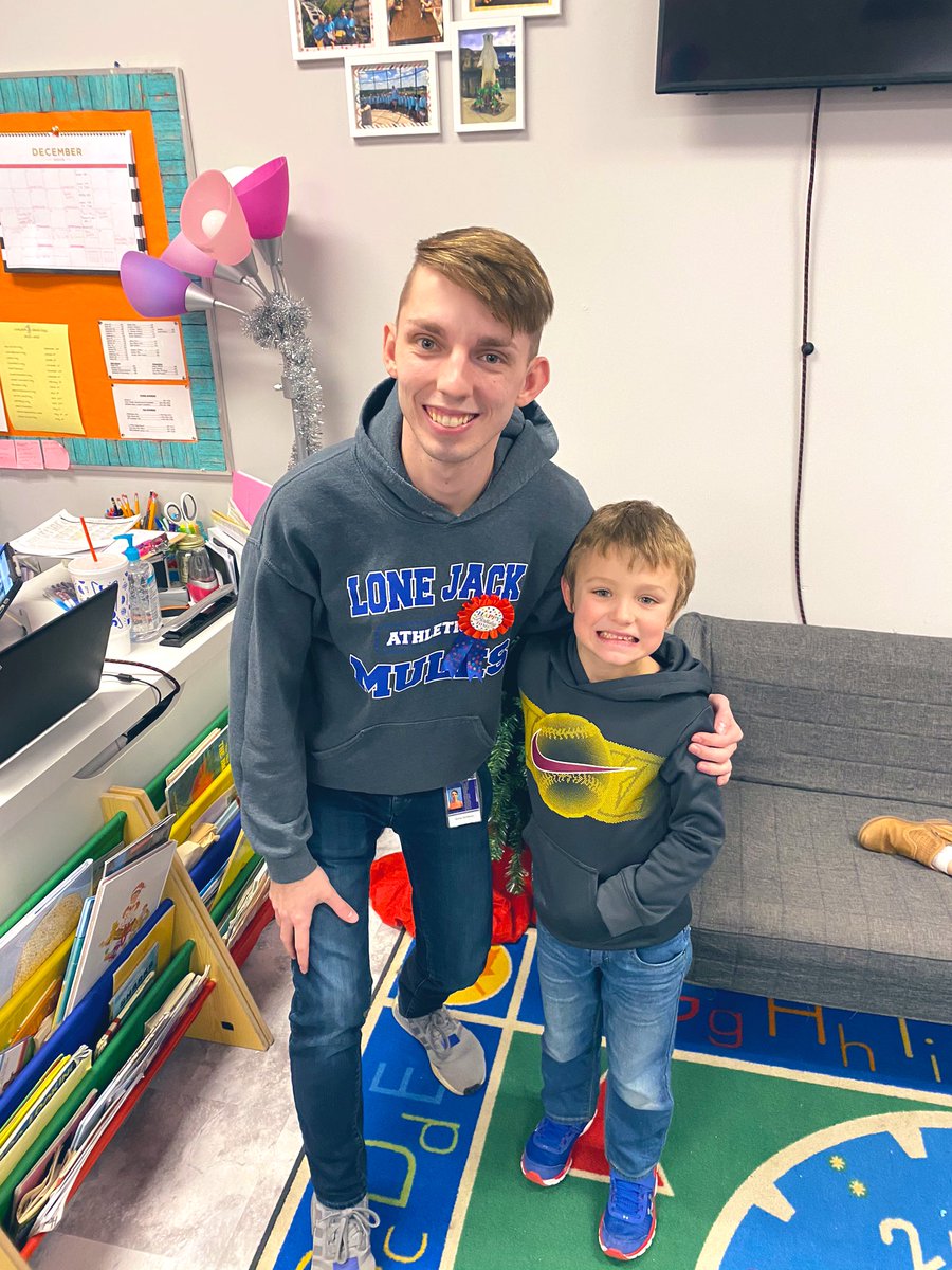 LoneJackElem's tweet photo. Happy birthday to Mr. Tanner &amp; Mrs. Stevenson! We 💙 you &amp; hope you feel celebrated on your special day 🥳 #OneTeamLJ https://t.co/bWHMf4UwJB