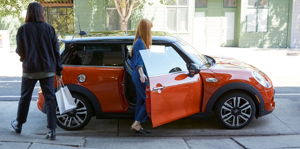 MINISterlingVA's tweet photo. Bend the rules in style -- get in the driver's seat of the new MINI Hardtop 2 Door and stand out like never before. https://t.co/hAxmXmO31u