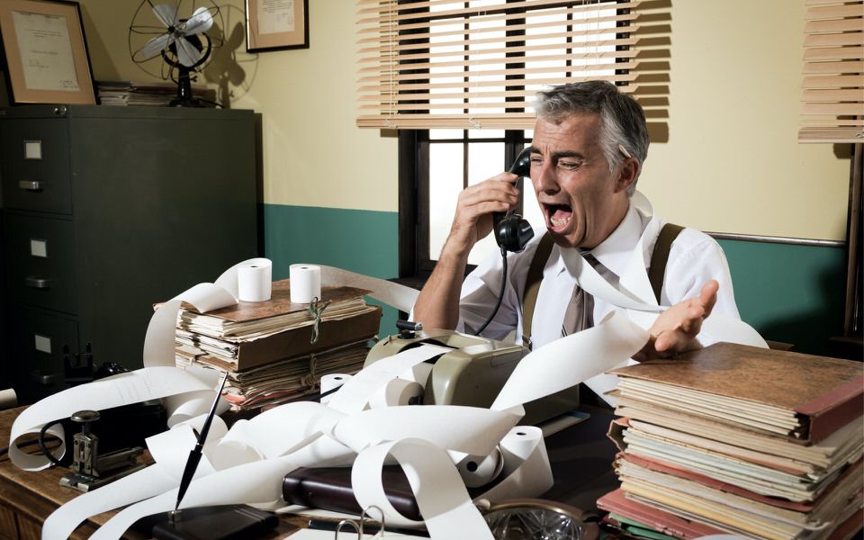 A Simple Tip to Stop Out-of-Control Spending buff.ly/2Z7w6hn @AGauthor