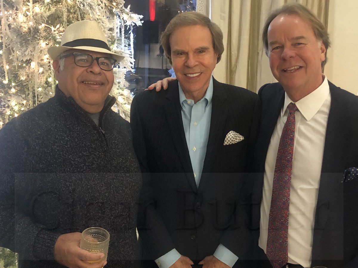 TheCigarRoller's tweet photo. Time for holiday parties with friends. #thursday #Xmas #cigarroller #logo #cigars #golf #cigarlife #dallas #cuba #cigaraficionado #fortworth #texas #handmade #corporateevents #cigar #bachelor #privateparty #botl  #cigarlounge #corporate #weddings https://t.co/CCo3yXUSU6