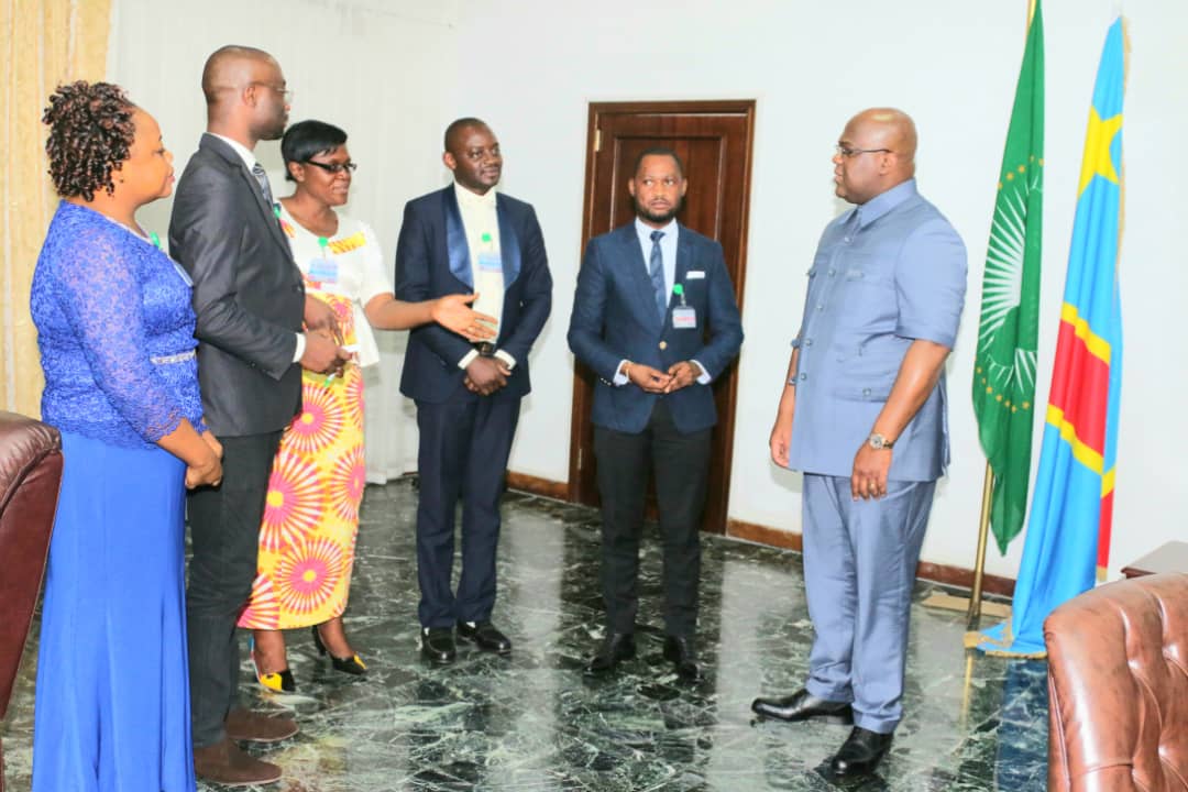 IpondoP's tweet photo. #RDC Les médecins non primés de secteur public réclament l'exécution de la parole du chef de l'état : l'alignement de tous pour la prime de risque qui est un droit.
@DesPrimes @Presidence_RDC @PrimatureRDC @LFUTCFM @TopCongo @radiookapi @France24_fr @RFIAfrique https://t.co/R1WyVtU5eC