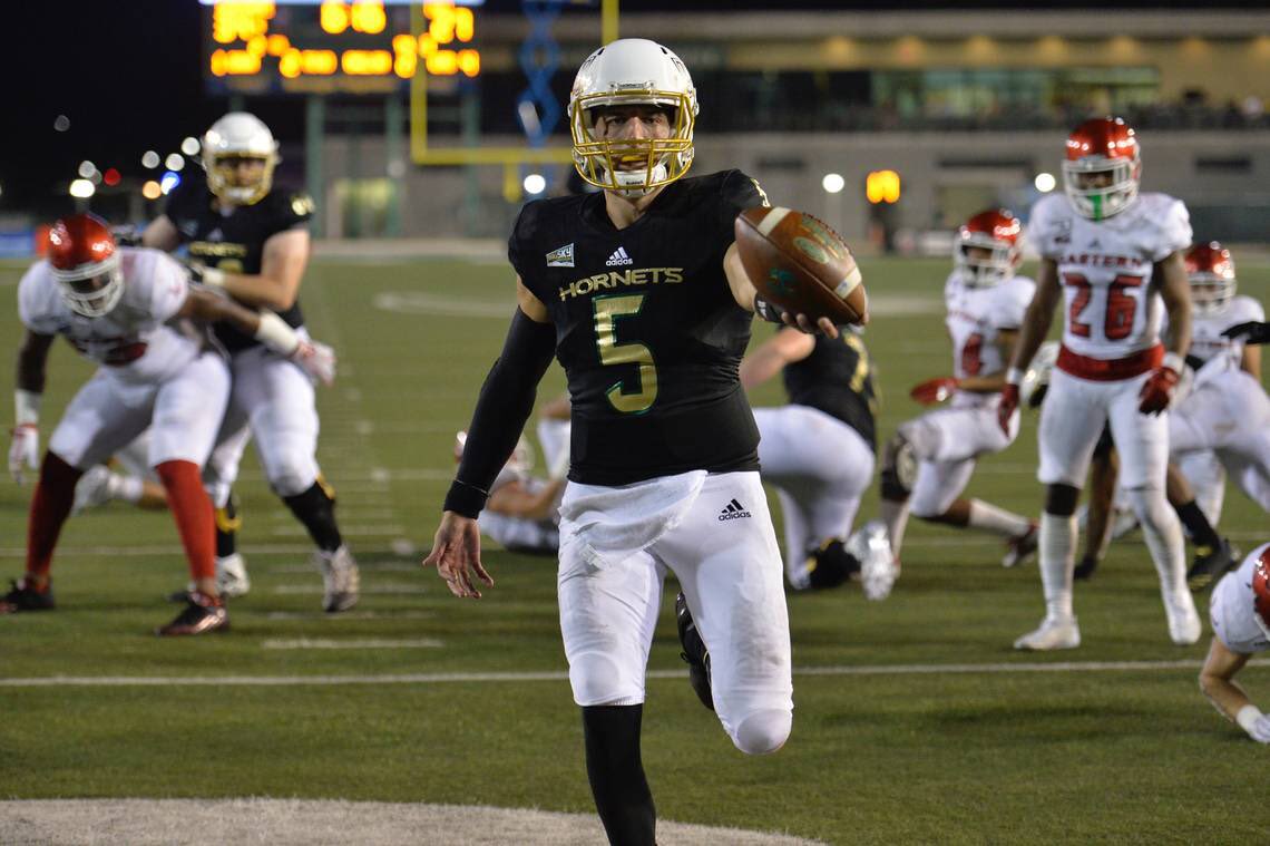 nickwyatt0's tweet photo. HONORED and BEYOND BLESSED to have receive my first offer from the University Of Sacramento State!!! https://t.co/FyxxYCH7uW