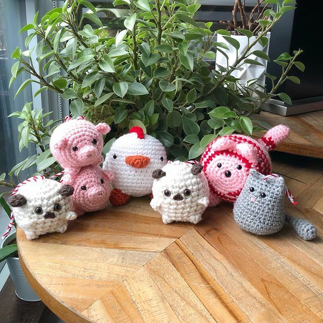dogsoftheganges's tweet photo. Check out these cuties that our volunteers made for our booth at tomorrow's @torontoveg Vegan Holiday Party (for event details click the link in our profile)! They can be used as ornaments or they can sit on your desk to keep you company. Who's your fave… https://t.co/OQdOwc7Hbe https://t.co/QPzp6KF6sr