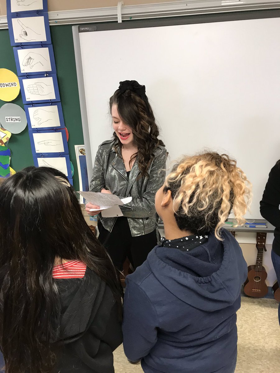 CESTigerTunes's tweet photo. First Annual Living Wax Museum... 5th Graders researched and presented the musicians they believed should be remembered for their contributions! @MusicAACPS @CentralES_5th @CentralESaacps @AACountySchools #beatles #elvis #madonna #auliicravalho https://t.co/NQywy2t6Eo