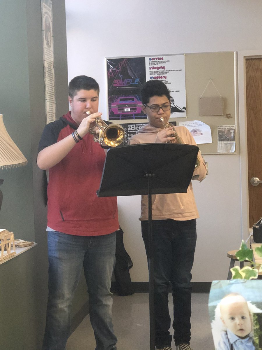 KKeriazes's tweet photo. It was a great way to head into break @GIMiddleSchool! Today was filled with awesome activities led by our student @OhioFFA middle school officers, science choice board projects, &amp; a memorial service for our Operation Space Race rocket! #GISAscience8 #OAISS https://t.co/LskUNSsj6o