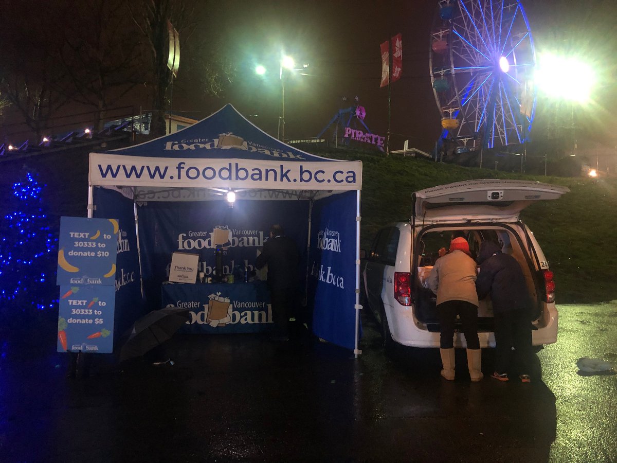 Thanks to everyone who donated to the <a href="/vanfoodbank/">Greater Vancouver Food Bank</a>
last night ... 775 cans / 998 pounds of food was brought in to support this great cause! #vancouver