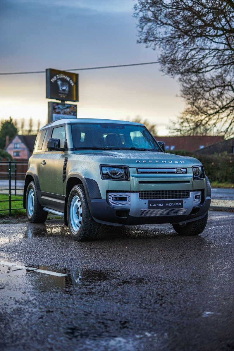 landroverpa's tweet photo. From the JLR Xmas drive with @jaguarukpr & @landroverukpr
By @landroverpa
#L663 #Defender2020 #Defender90 #landroverdefender #landroverphotoalbum #inkyenston #landroverevolved #FtypeSVR #Jaguar https://t.co/jpl57LHG6m