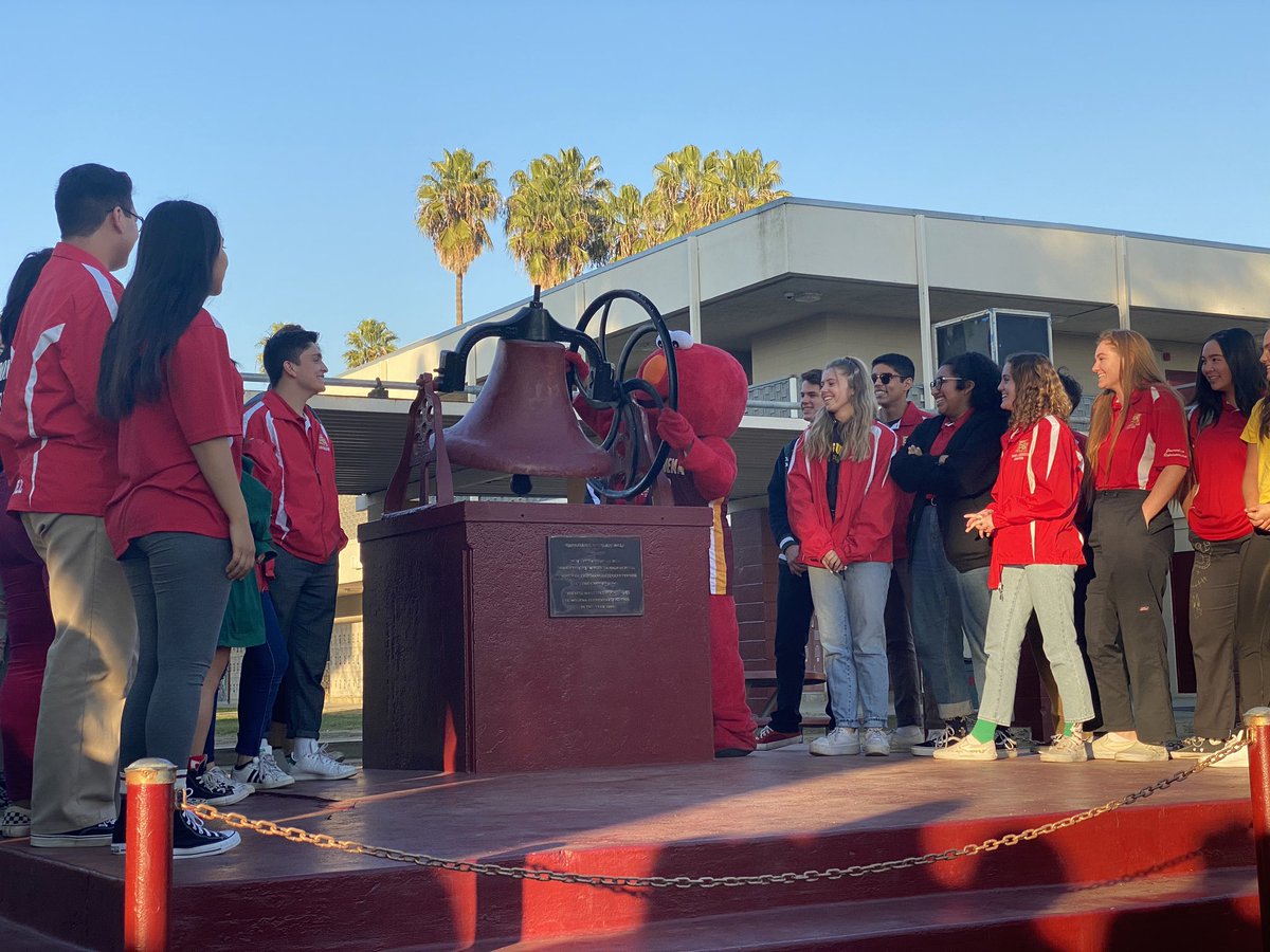 ElModenaHS's tweet photo. Topping-Off Ceremony held today to commemorate the ongoing construction of our new Measure S STEM Center! Thanks to all community and @OrangeUnifiedCA dignitaries who joined with staff and students for this special moment in Elmo history! #thisiselmo https://t.co/LNHG0FPRdN