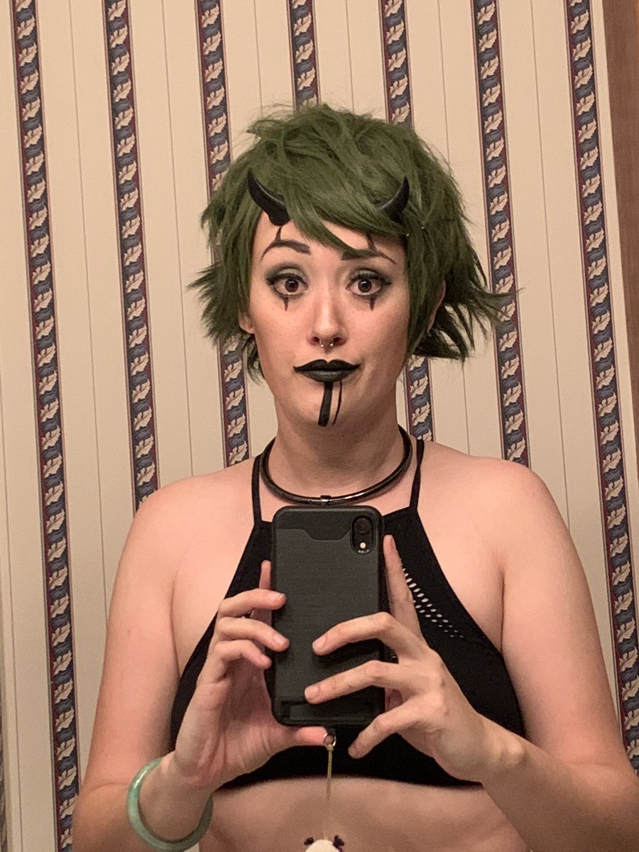 killer_kosplay's tweet photo. I got a new do today! 💚 https://t.co/8fa9dJoISe