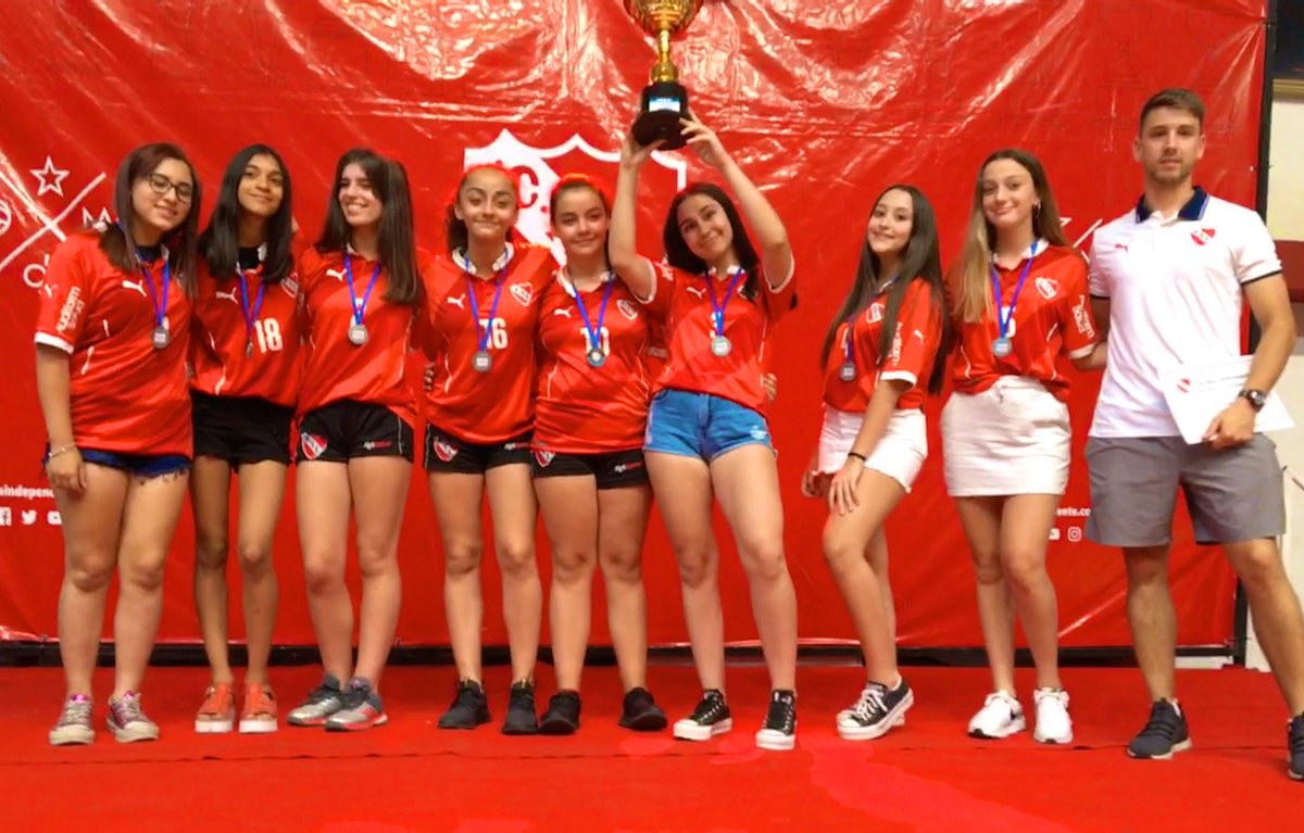 caihandball's tweet photo. Nuestras Menores, Subcampeonas! https://t.co/HIaAflADbk