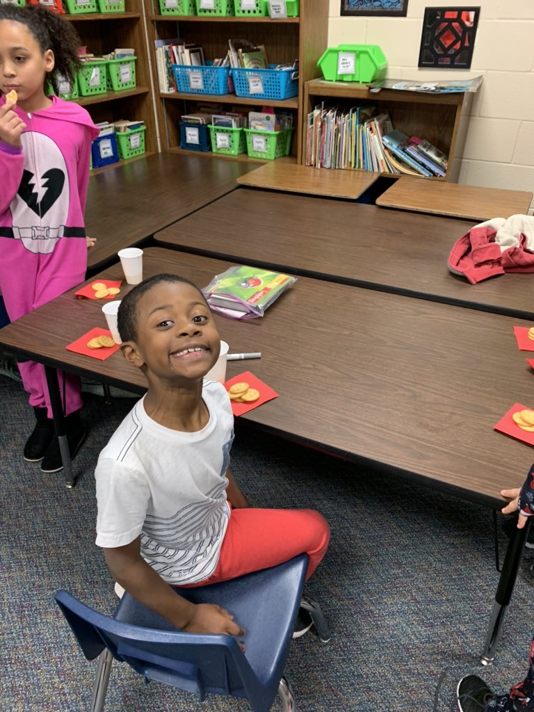 Kayla Staton tweet media