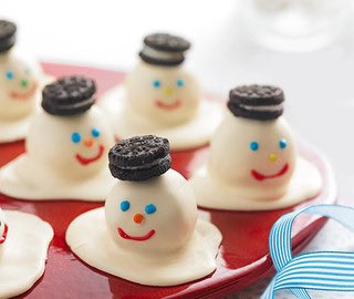 MyMilitarySvgs's tweet photo. 25 Days of Christmas Cookies
How adorable are these Melting Snowmen Cookie Balls โ๏ธ
https://t.co/CYWL0N5TQI
.
.
.
#cookies #snowmen #cookieballs #christmascookies #christmas https://t.co/OvcU2X23dk