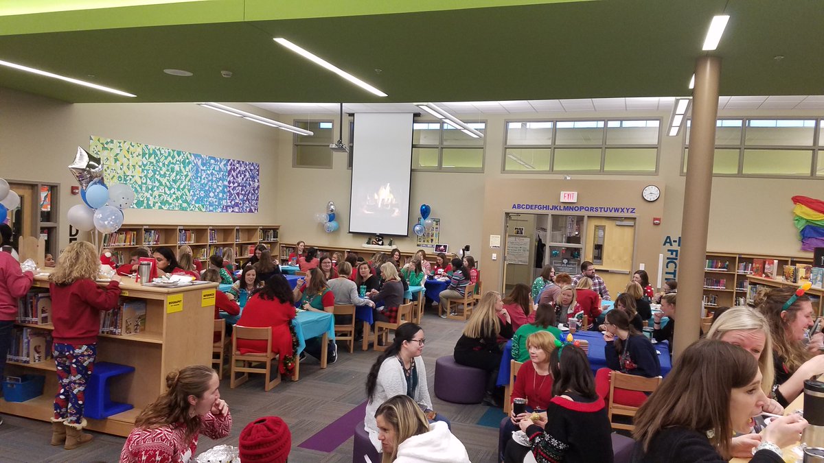 ScottDShumaker's tweet photo. Holiday breakfast this morning with THE BEST TEAM! @WoodlandHillsEl 
#LEADatWD https://t.co/KMW3QwbbLH