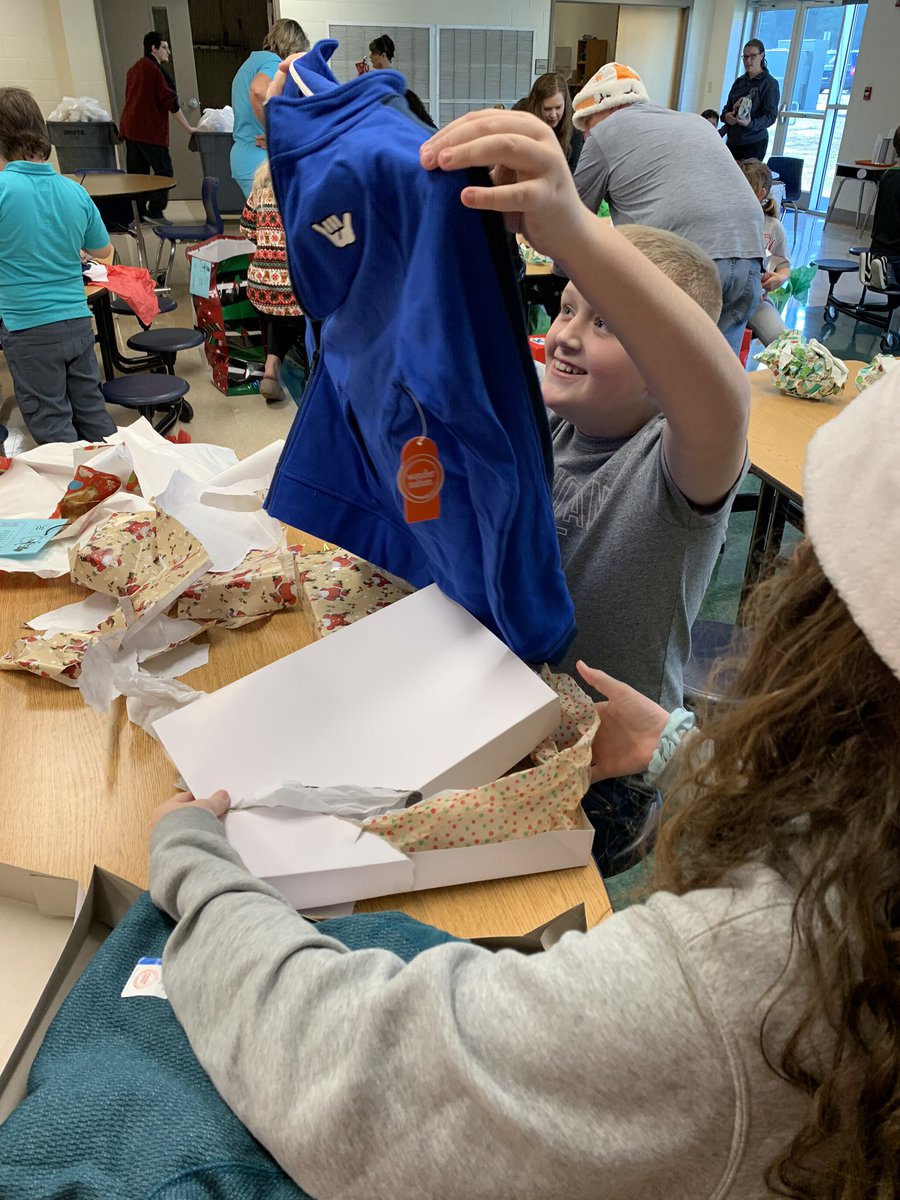 heatherharmon7's tweet photo. Thanks to the incredible generosity of DENSO, my students had an early Christmas at school today. They were so excited and couldn’t stop smiling! #EESoars https://t.co/2lMGojGSUm
