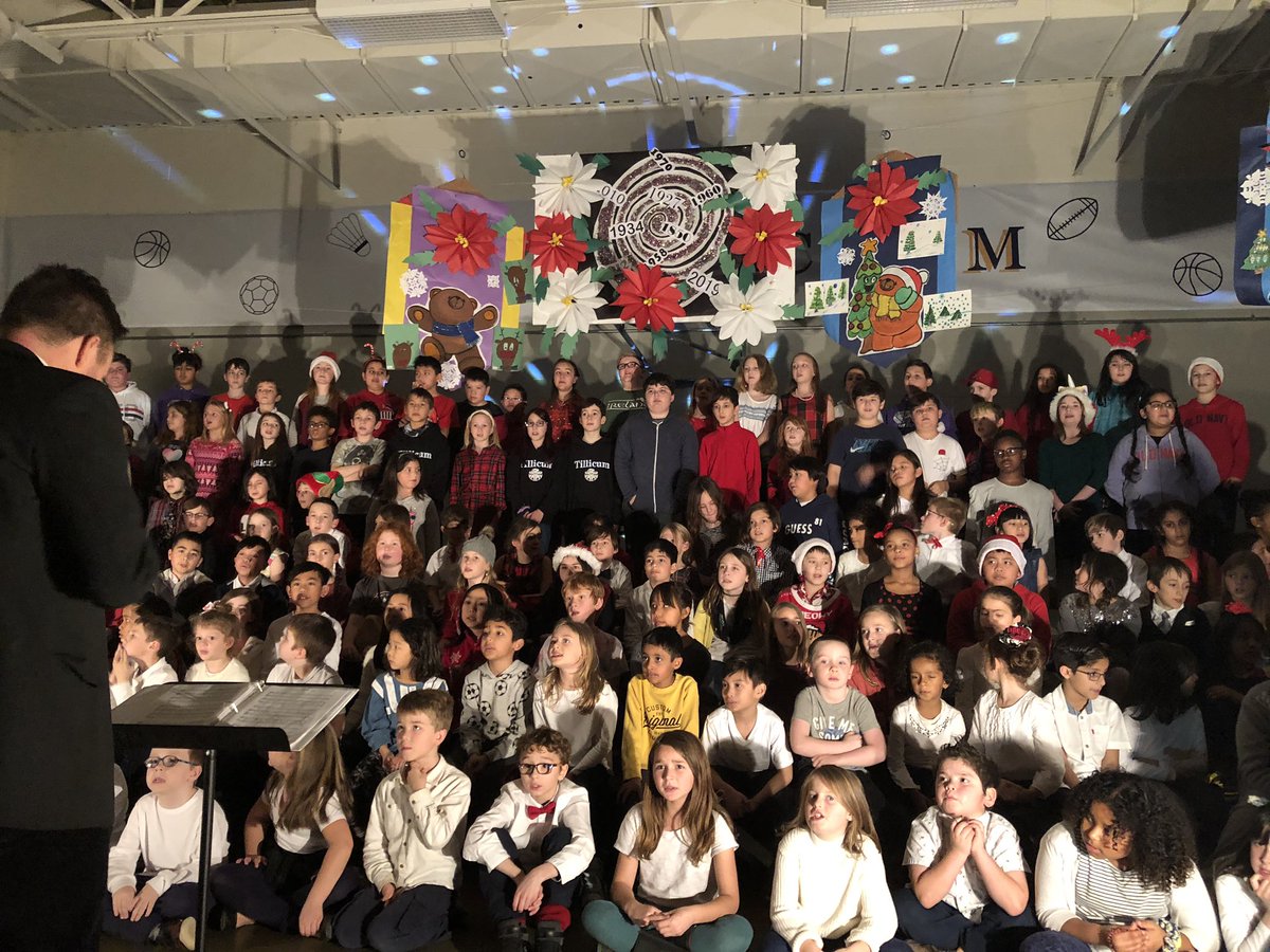 TillicumTBirds's tweet photo. So proud of our kids this afternoon! Another amazing show! Thank you to our staff for their time and dedication delivering an impressive Winter Concert each and every year!
#sd61 https://t.co/72eSOrCjWd