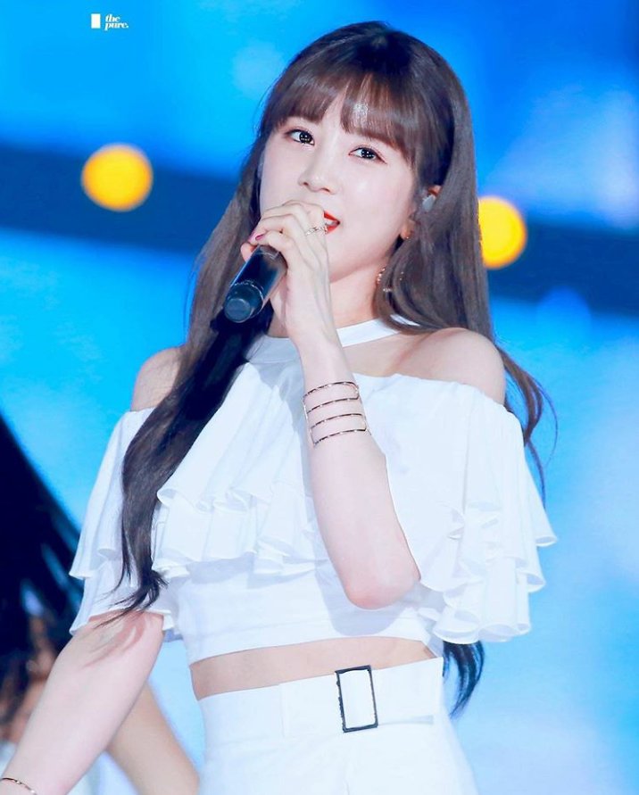 pinkeuaena's tweet photo. @myeonhae #DearApink #DearChorong https://t.co/zEqFqKRRfl