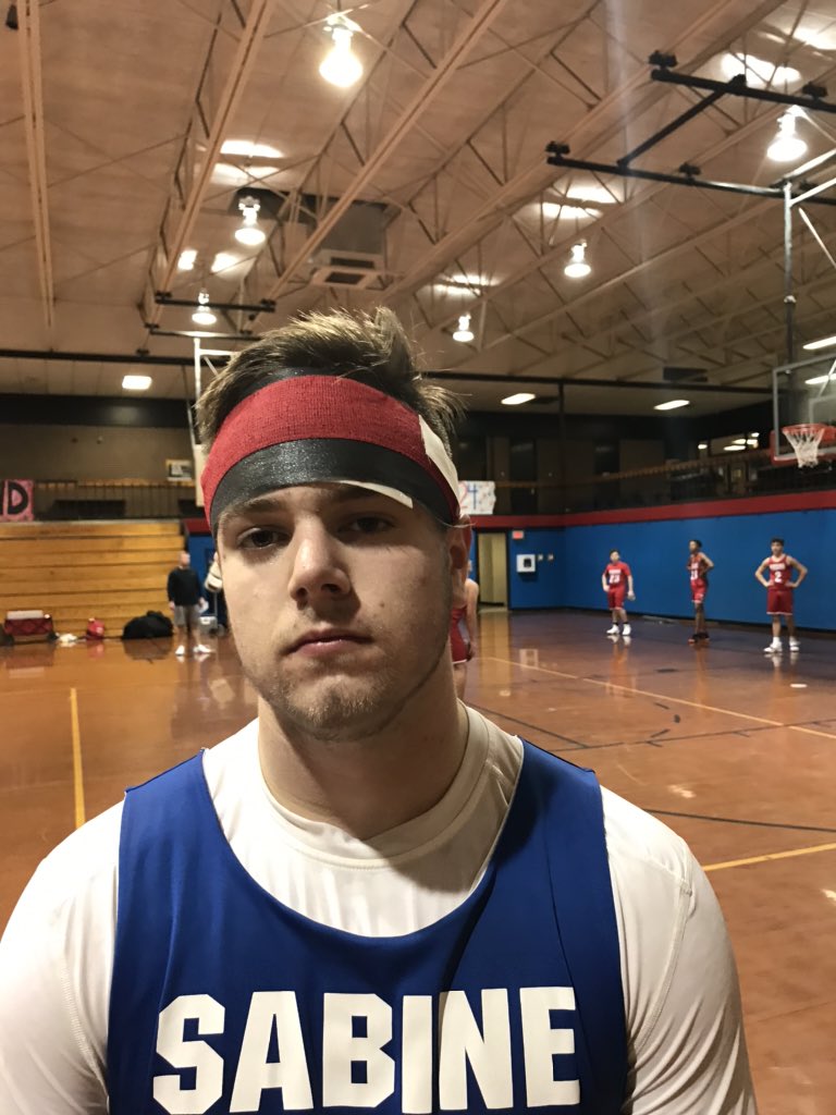 Cardinal_Hoops's tweet photo. You cannot practice soft &amp; expect to play hard. Around these parts, loose balls become war zones. Hard to find someone tougher than @1stepbackj1 ...he’ll Superman into bleachers face first to get a loose ball, even if it means splitting his face open. We’re lucky to have him‼️👇🏻 https://t.co/d0x2eOZTA0