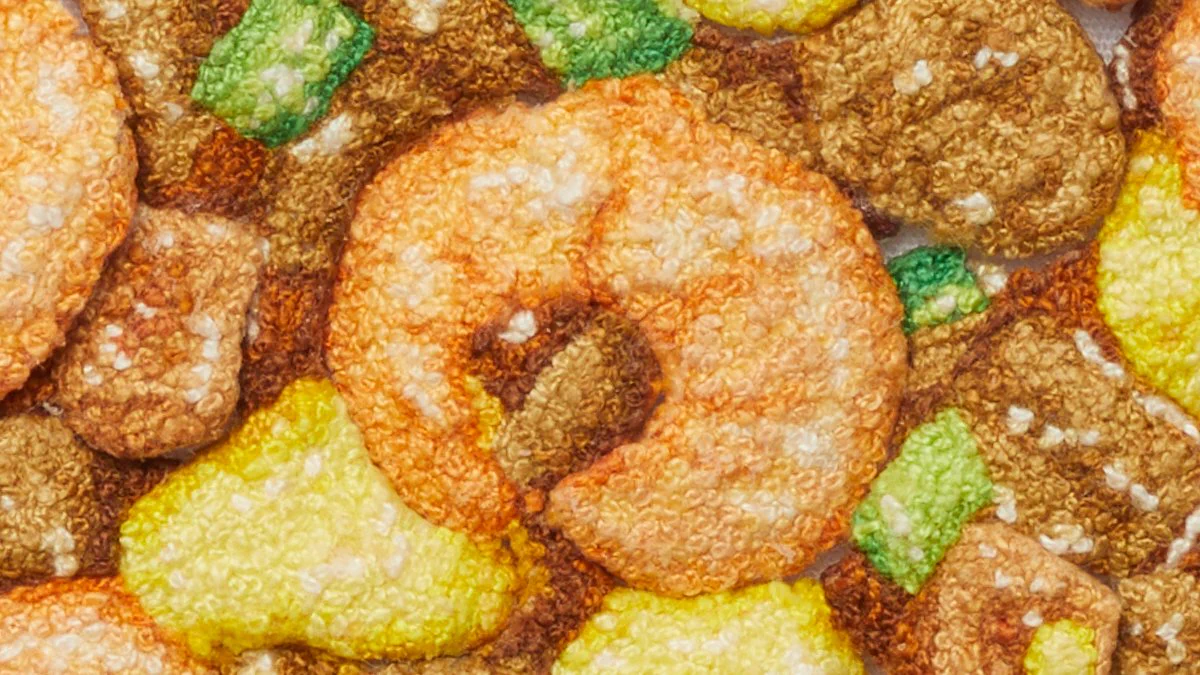 ただのカップヌードルに見えるけど？糸で作られたカップヌードルのクオリティが凄すぎるwww