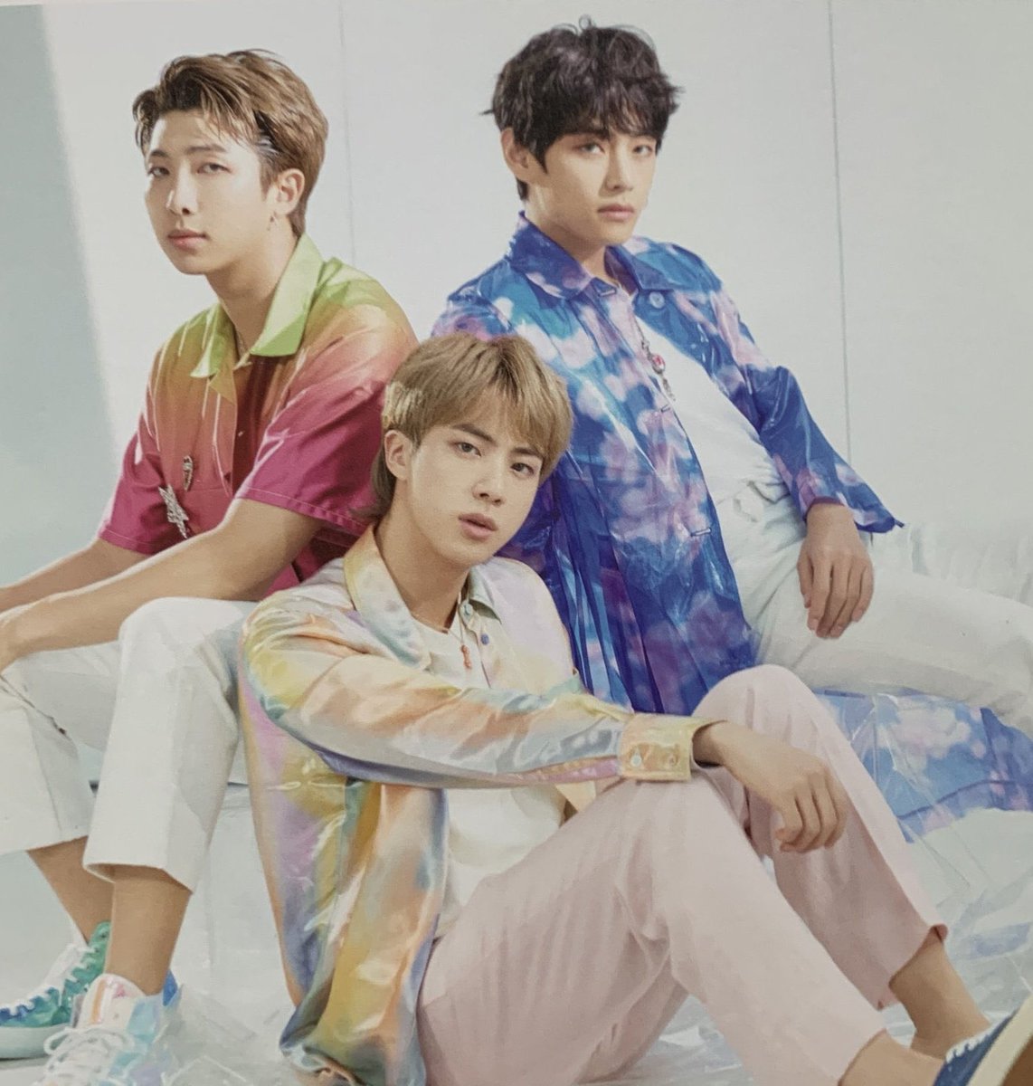 laughkpop's tweet photo. KIM LINE ARE SO POWERFUL https://t.co/6cNwZZpt47
