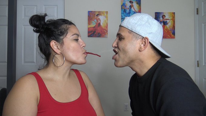 EAT OFF MY MOUTH CHALLENGE VIDEO: https://t.co/RVeNXN8ZQL https://t.co/fN6WeortfL