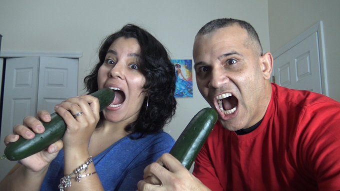 DOING THE CUCUMBER CHALLENGE VIDEO: https://t.co/EjhAR6592C https://t.co/a5jPrlJWFw