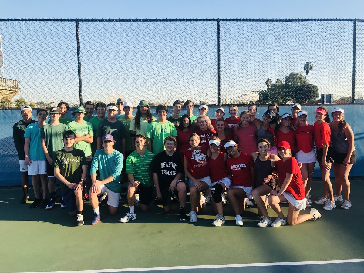 Happy Holidays from NHHS Tennis! 🎉🎾⚓️ #sailorpride