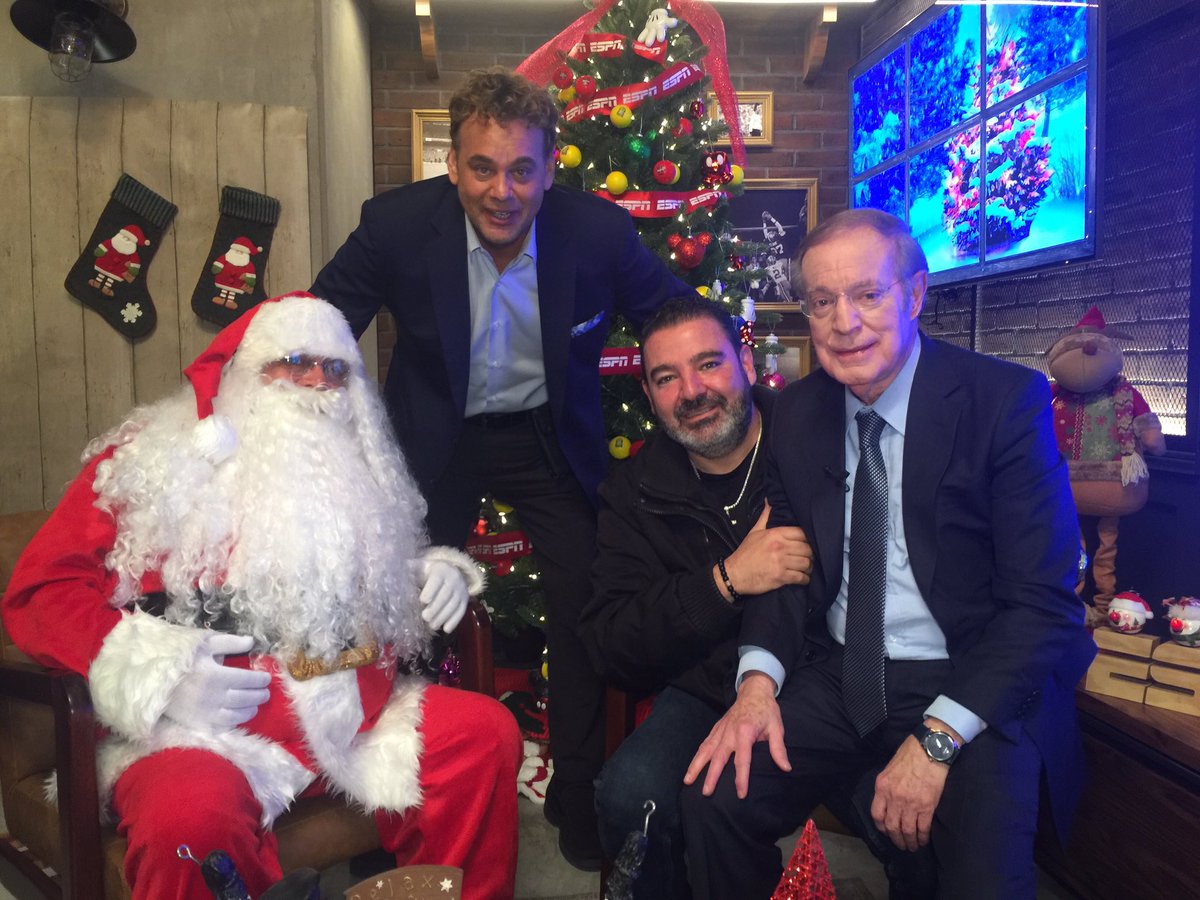 odin_ciani's tweet photo. Le pedimos @joserra_espn @Faitelson_ESPN y un servidor a Santa que Rayados sea Campeón este torneo, que Chivas y Pumas lleguen a Liguilla y que Cruz Azul termine ya con sus 22 años de sequía y nos aseguro que nos cumplirá nuestros deseos si o si.
Por encima de lo que diga la FMF. https://t.co/1M26K3P6K5