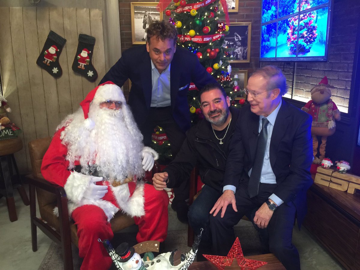 odin_ciani's tweet photo. Le pedimos @joserra_espn @Faitelson_ESPN y un servidor a Santa que Rayados sea Campeón este torneo, que Chivas y Pumas lleguen a Liguilla y que Cruz Azul termine ya con sus 22 años de sequía y nos aseguro que nos cumplirá nuestros deseos si o si.
Por encima de lo que diga la FMF. https://t.co/1M26K3P6K5