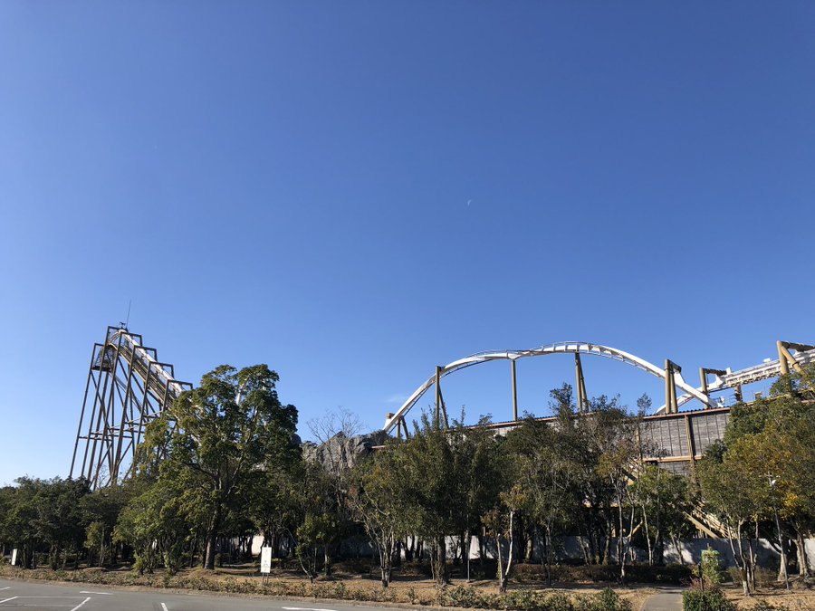 志摩スペイン村 ピレネー を楽しもう 最高の浮遊感に大絶叫 ちりっく