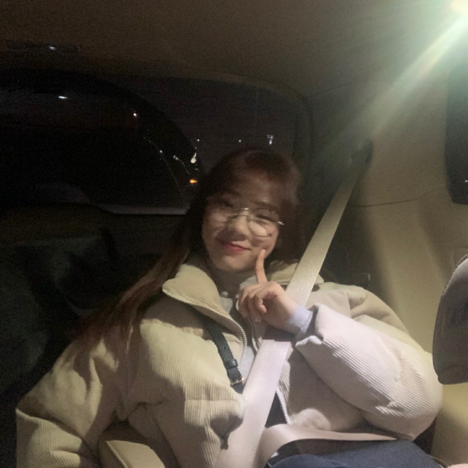 wjsn_uzzu_'s tweet photo. [#UZZU]
#우주소녀 언니의 익명제보가 들어왔다쭈‼
<오늘 귀여움 폭발한 이여름>
다음 제보도 기다린다쭈...🌟
https://t.co/gArTaByShg https://t.co/NBKKbkQqRC