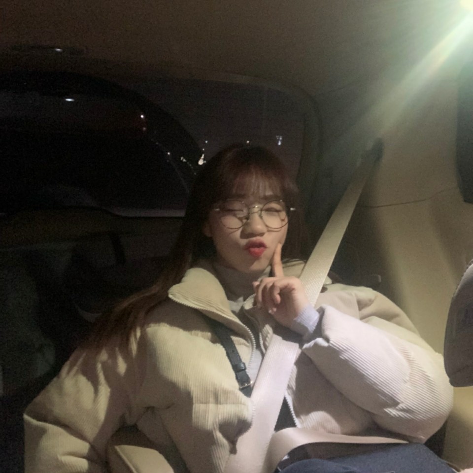 [#UZZU]
#우주소녀 언니의 익명제보가 들어왔다쭈‼
<오늘 귀여움 폭발한 이여름>
다음 제보도 기다린다쭈...🌟
instagram.com/p/B6Rp343jIFd/…