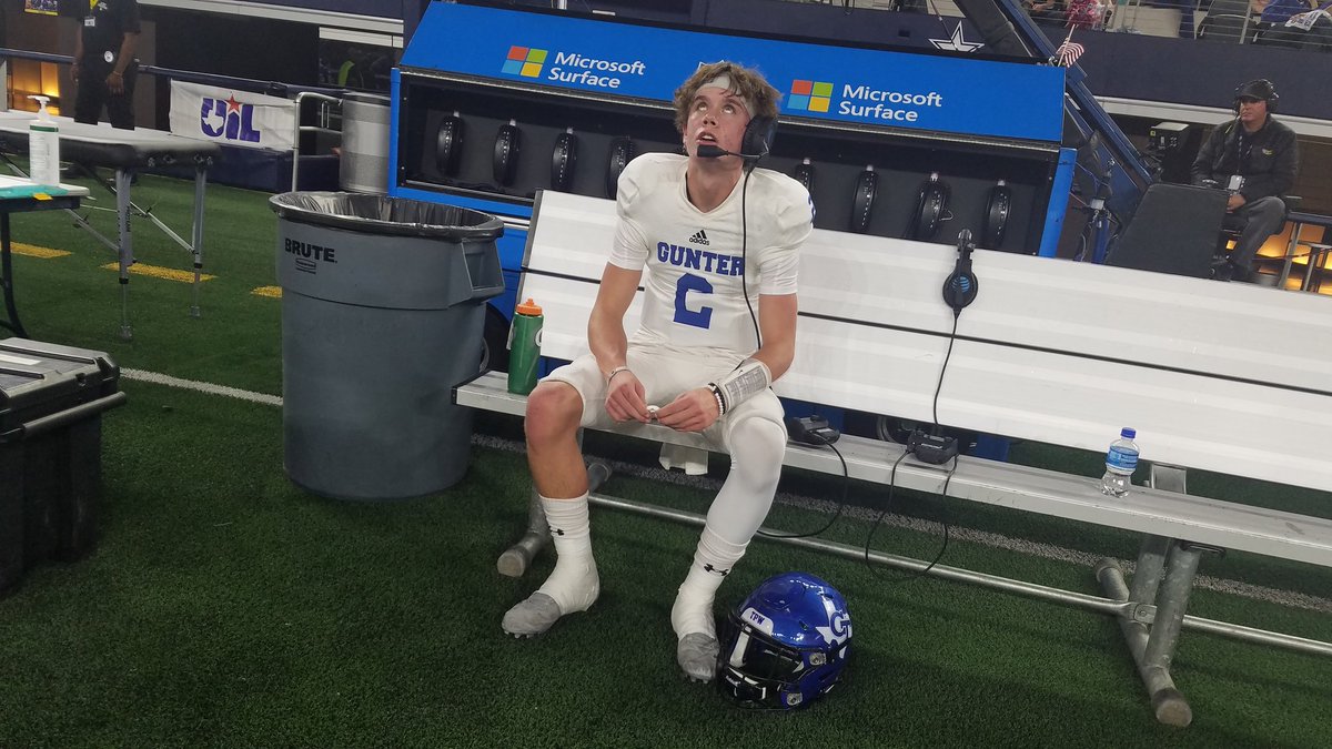 dctf's tweet photo. Clear eyes.

Full hearts.

....

@GunterHSTigers 

#txhsfb #Txhsfbplayoffs #UILState https://t.co/jm5CRftxEa