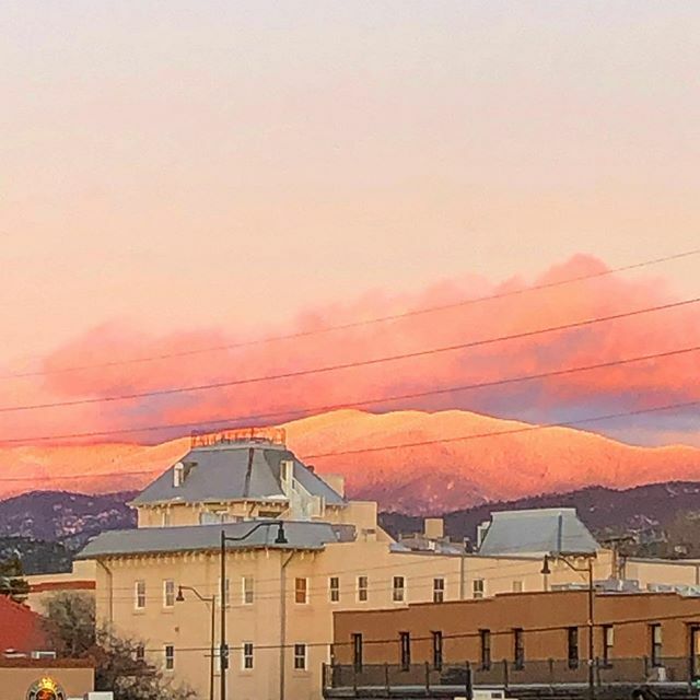 Do you ever just pinch yourself that this is real life?! ⁠
⁠
Thank you @newmexicaligirl for sharing this stunning view with us! ⁠
⁠
⁠
⁠
#simplysantafe #santafenm  #travelnm #santafe #santafeskies bit.ly/2sOKy1D
