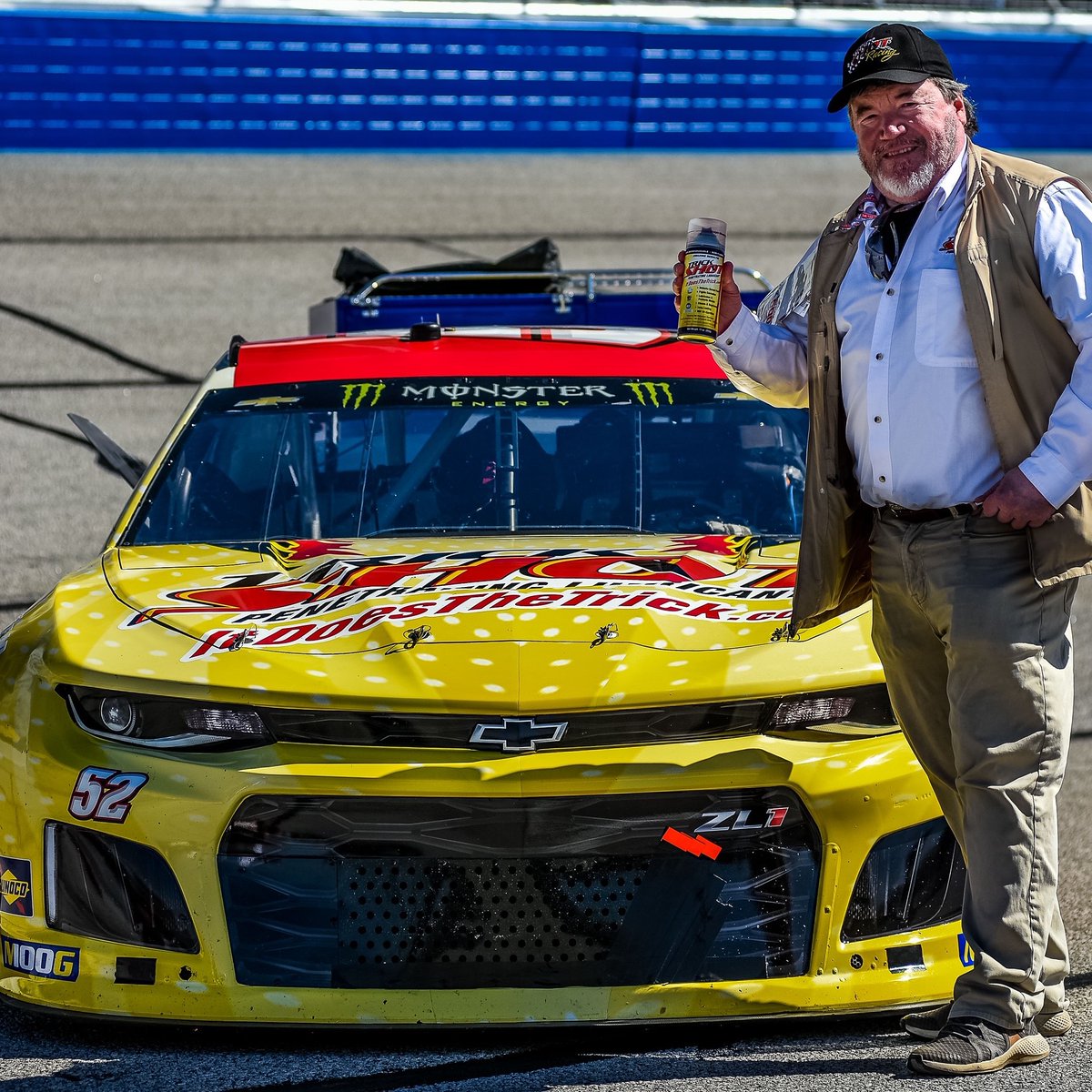 ItDoesTheTrick's tweet photo. Spending time at the races has always helped create great memories. Our President got his feet wet this year and has now caught the bug! @RickWareRacing
#itdoesthetrick #penetratinglubricant #sustainability  #nascar https://t.co/hu5l5iHPfN