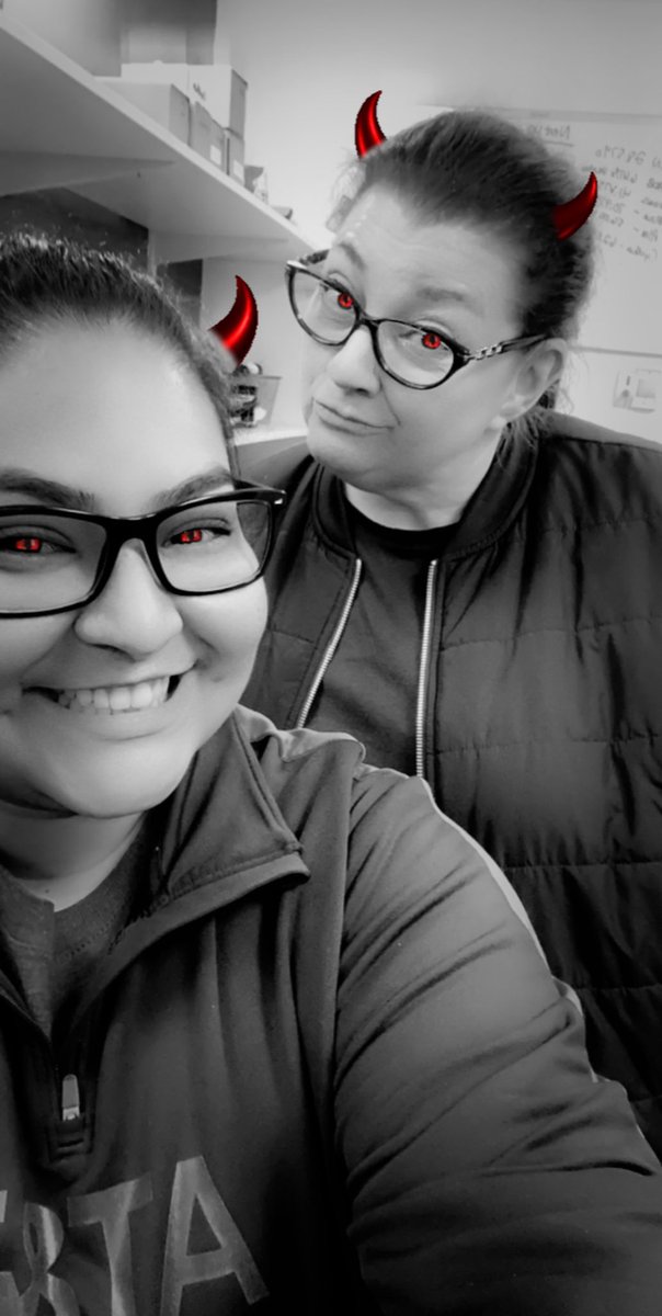 2 (TWO) DTV Premium activating simultaneously!! Cynthia and Alex for #Kmall !! <a href="/DaleB1/">Dale S. Brown</a> store visit luck pulls though again!!  @nichols304 <a href="/daleb1/">Dale S. Brown</a> <a href="/404girl/">Betsy Francis</a> @cordykyle <a href="/cellularken/">Ken Snyder</a> <a href="/beastsofkcity/">The Beasts of KCity #BeastMode</a> @eddiemassieatt <a href="/molliepage18/">Mollie Page</a> #beastoftheeast #dawgpound #GRINDfor19 #attemployee