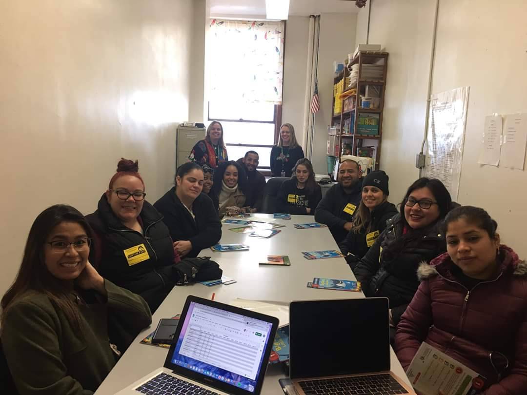 Gladstone_ES's tweet photo. First grade families joined our Reading Team today to discuss literacy strategies at home and how to partner to support our students. Thank you to everyone who came out on such a chilly morning! https://t.co/KYvEM0TmaE