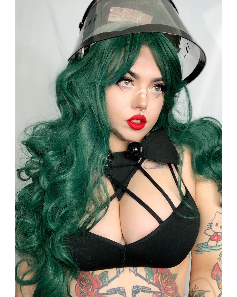 hellokerryberry's tweet image. Made an OC little badass.