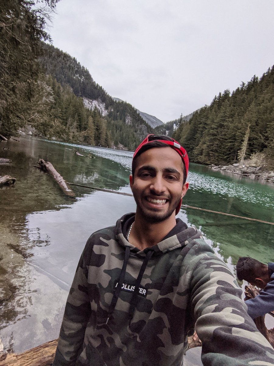 Dilmanpreet's tweet photo. There's no season for hiking https://t.co/ADSU9XnR7Q