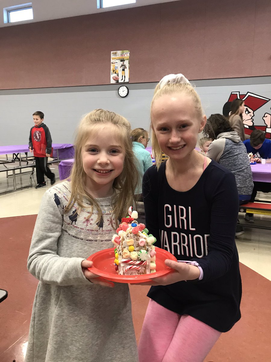 Beranekinders's tweet photo. The smiles say it all! We had a blast decorating our gingerbread houses with our 5th grade reading buddies today @PCSD_HC  #raiderstrong https://t.co/JWAorEfrfW