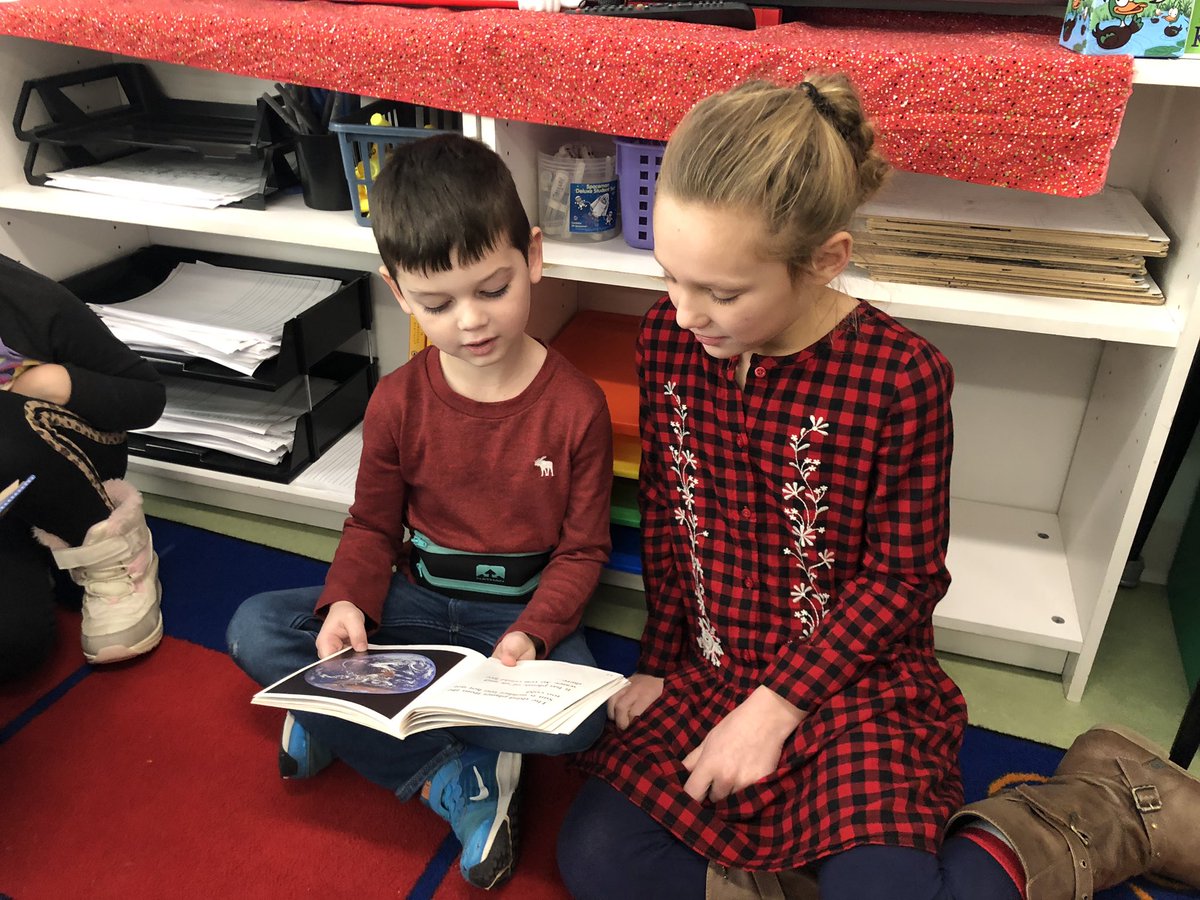 MrsHaarlander's tweet photo. We met our 1st grade buddies for the first time today! What a special experience for the Haarlanders and Tanguays! ❤️ https://t.co/tJTaYJc2or