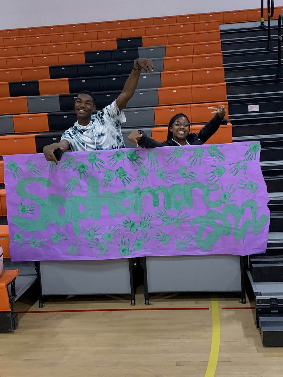 CarolCitySr1's tweet image. Chief Nation was rocking today!!!We had our winter sports pep rally celebrating the basketball and soccer teams. We had a special performance by VStuck a MCC alumna and DJ Ivory from 103.5 The Beat on the 1’s &amp;amp; 2’s also a MCC alumnus #wearerising #studentdriven #studentactivities