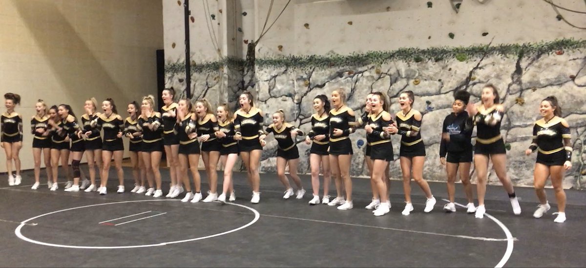TBoltCheer's tweet photo. About to leave’em shocked...
💛🖤⚡️🖤💛
Better come out and see JV and Varsity compete in the main gym this Saturday!!
JV-11:15
Varsity-1:40
#bhtg #LST20 https://t.co/6LppfLfbA2